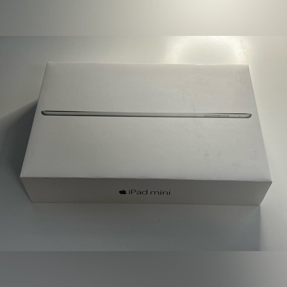 iPad Mini 4 Wifi + Cellular - Picture 6 of 6